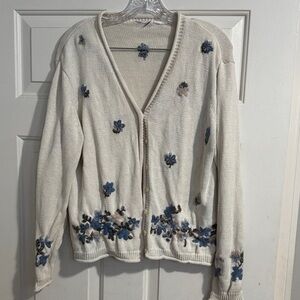 Vintage cottage core Floral Embroidered Women's Sweater - Cream and Blue